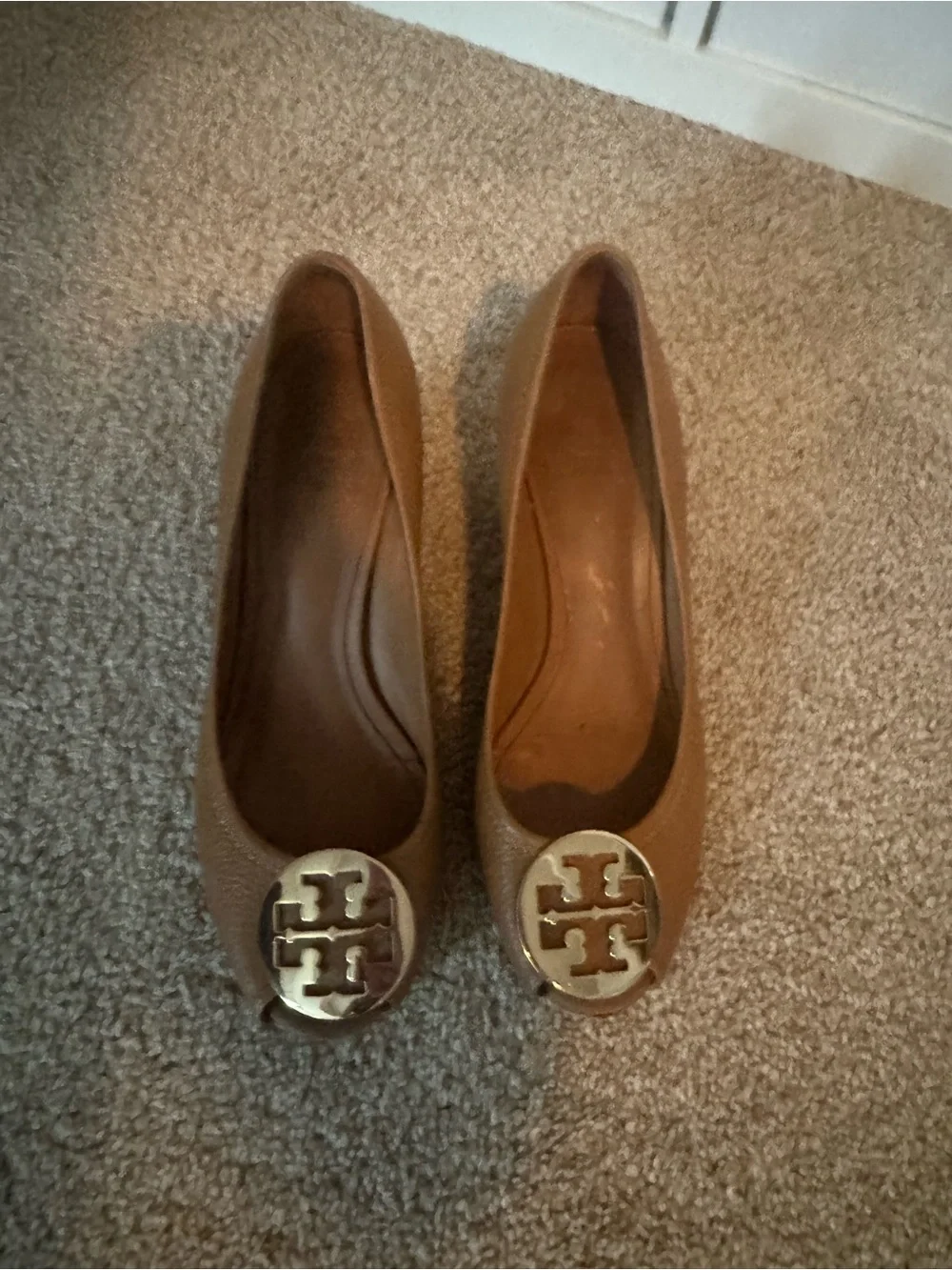 Women’s size 9 Tory Burch Brown Leather Logo Peep toe wedges with Gold Medallion